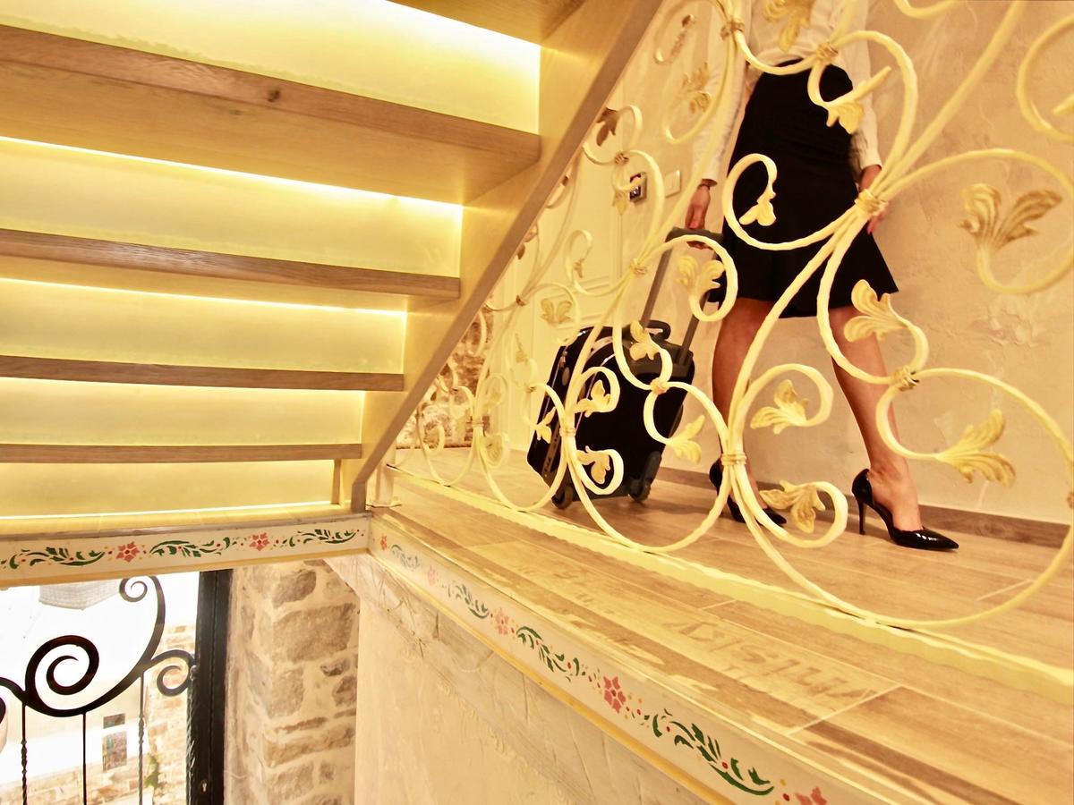 Heritage Palace Varos - Mag Quaint & Elegant Boutique Hotels Сплит Экстерьер фото
